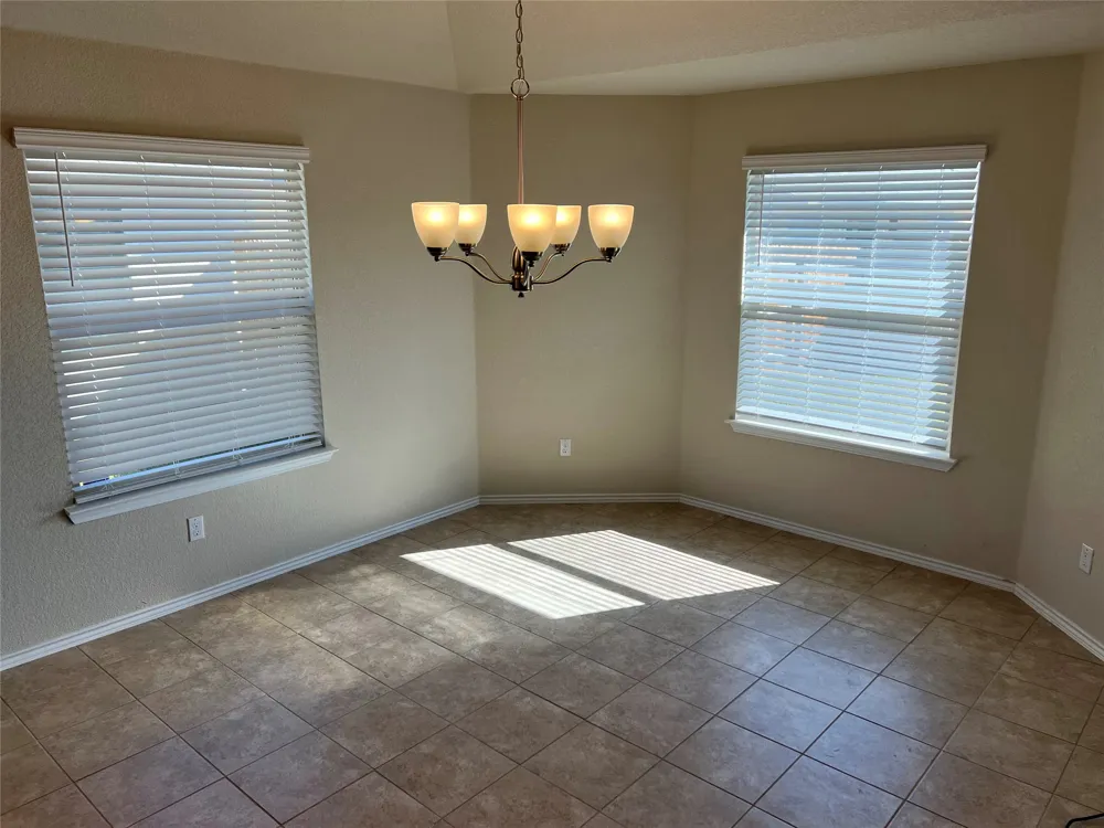 1140 Ibis Falls Loop Jarrell, TX 76537