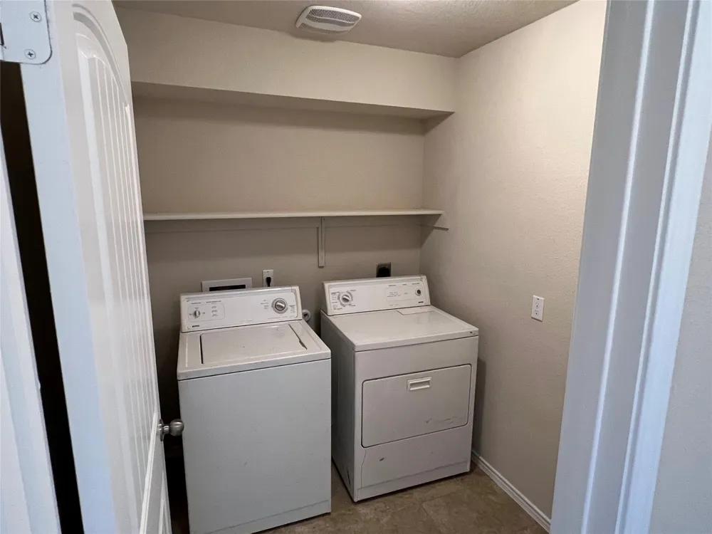 1140 Ibis Falls Loop Jarrell, TX 76537