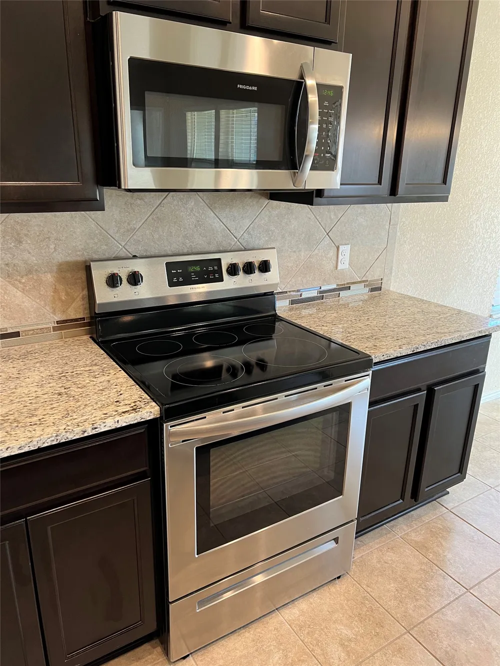 1140 Ibis Falls Loop Jarrell, TX 76537