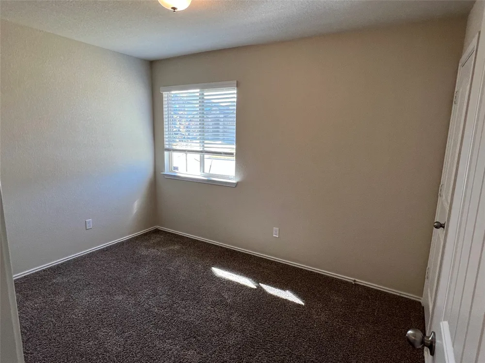 1140 Ibis Falls Loop Jarrell, TX 76537