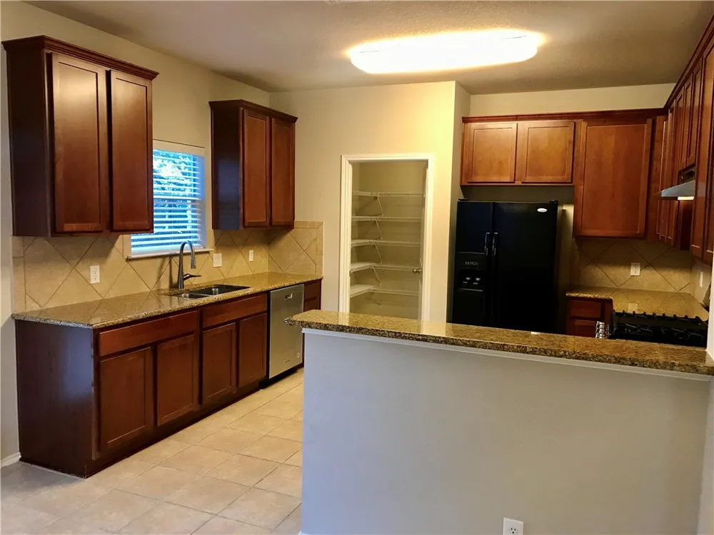 13609 Pine Warbler Drive Austin, TX 78729