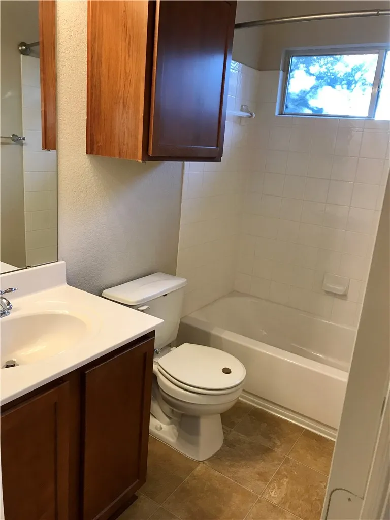 13609 Pine Warbler Drive Austin, TX 78729