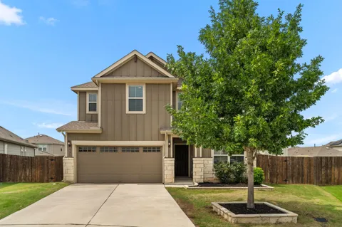 525 Compania Cove