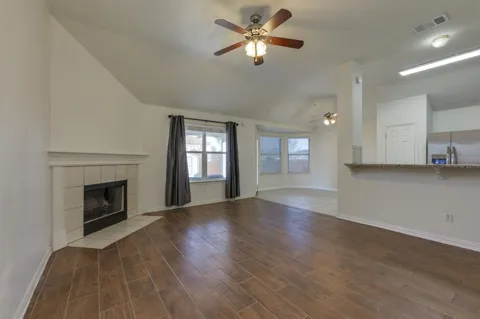 6007 Lone Star Court