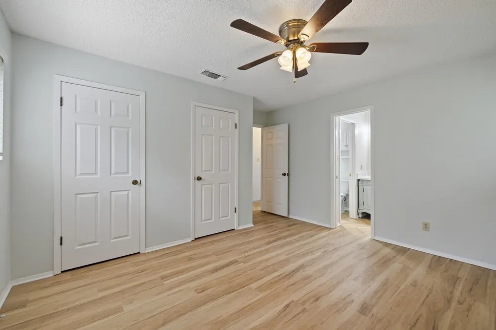 704 Brookwood Circle Taylor, TX 76574