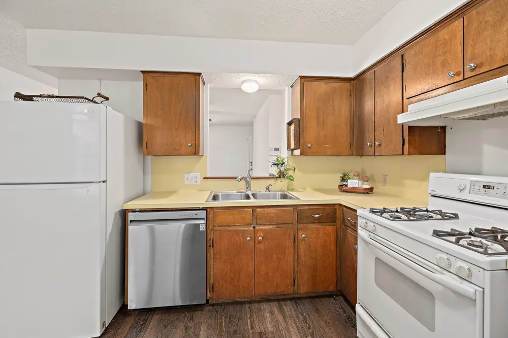 806 Easy Day Cove Austin, TX 78745