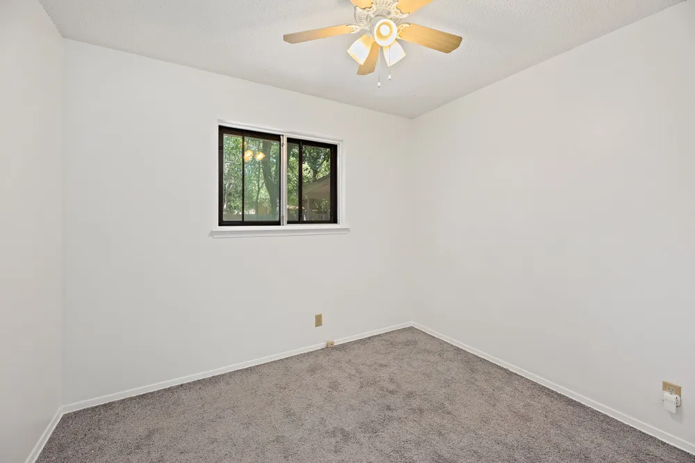 806 Easy Day Cove Austin, TX 78745