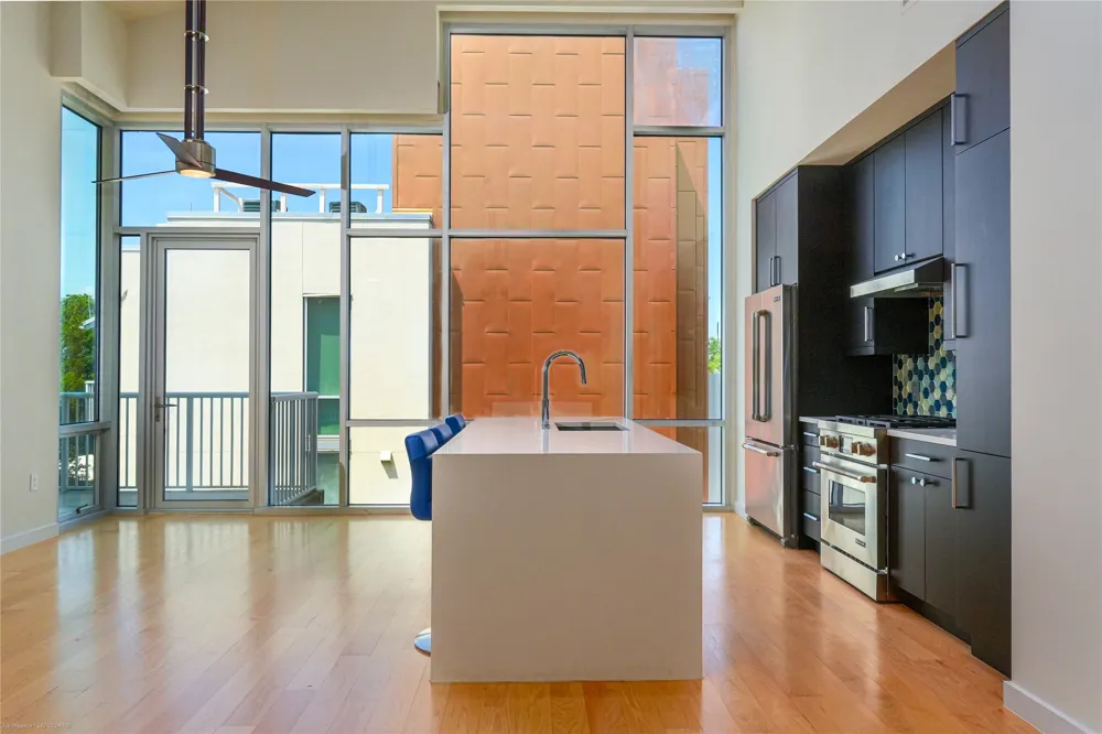 1600 Barton Springs Road #5601 Austin, TX 78704