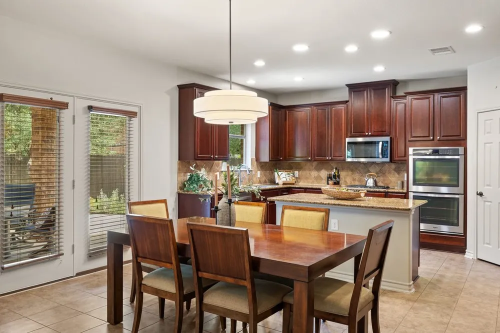 11108 Christensen Cove Austin, TX 78739