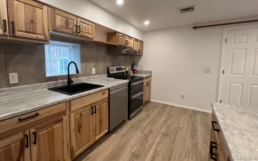 7 1st Street #A-2 Warwick, NY 10990