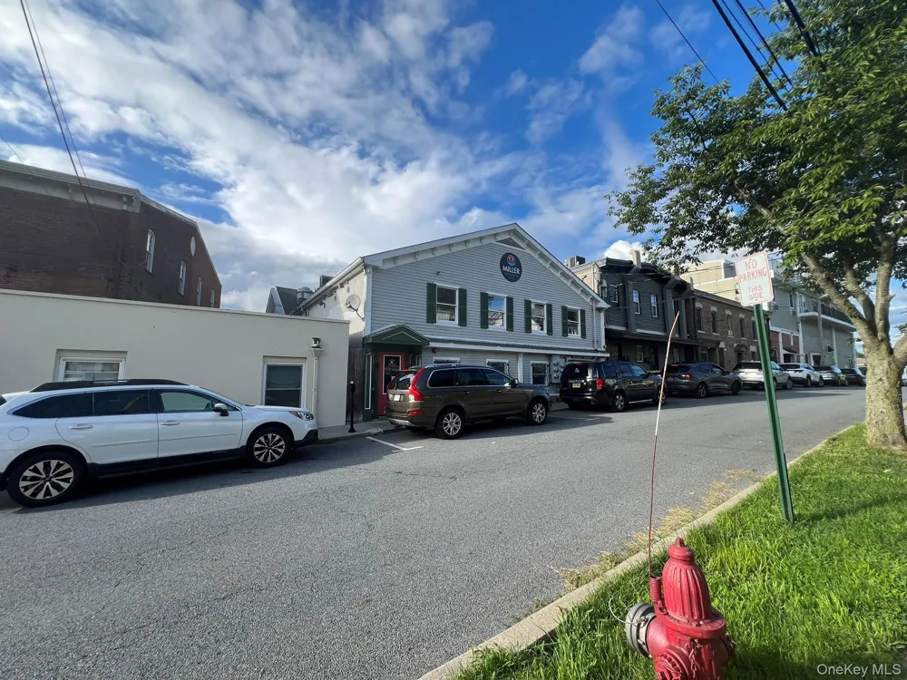 7 1st Street #A-2 Warwick, NY 10990