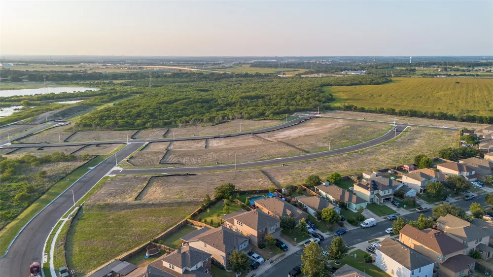 12417 Saint Thomas Drive Del Valle, TX 78617