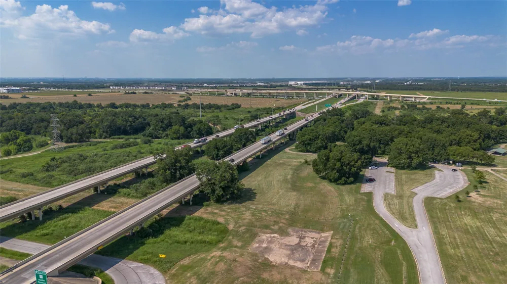 12417 Saint Thomas Drive Del Valle, TX 78617