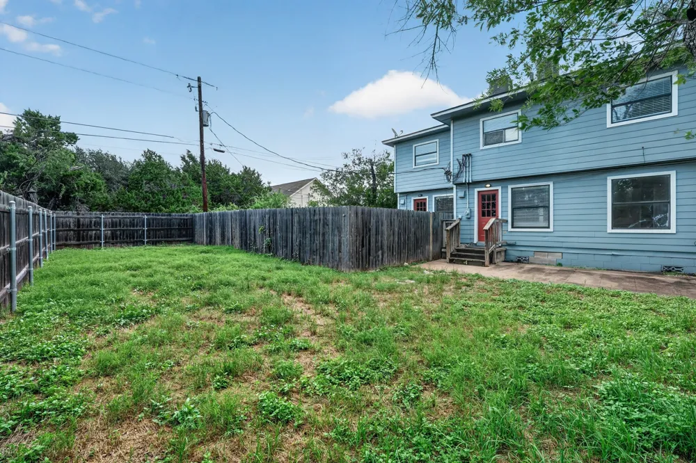 20600 Bonanza Street #2 Lago Vista, TX 78645