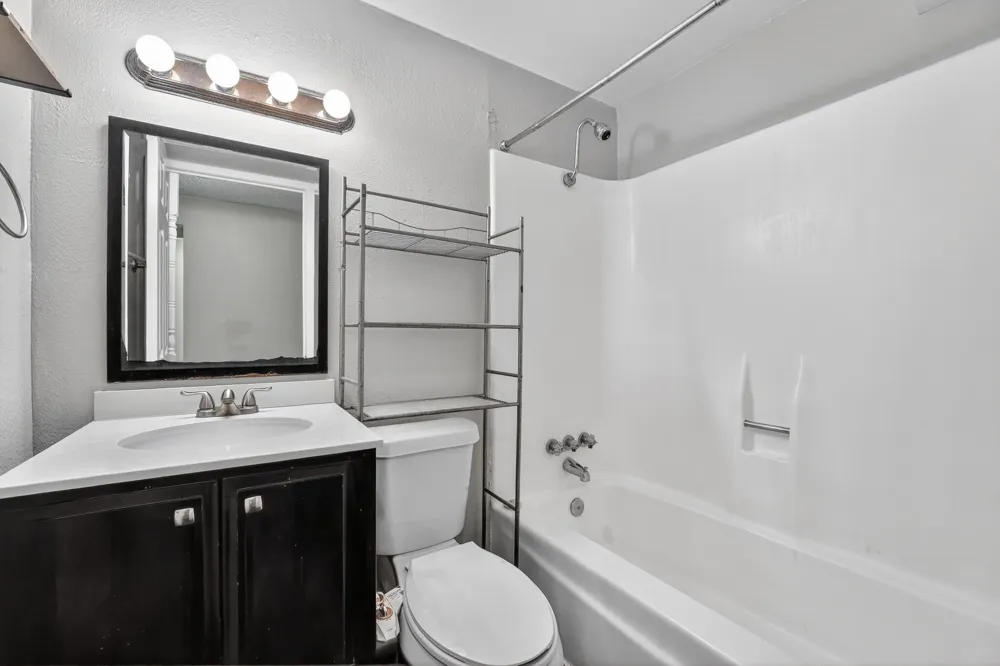 20600 Bonanza Street #2 Lago Vista, TX 78645