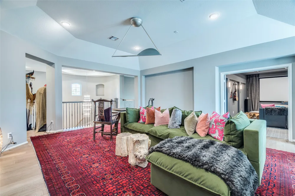 109 Bisset Court Austin, TX 78738