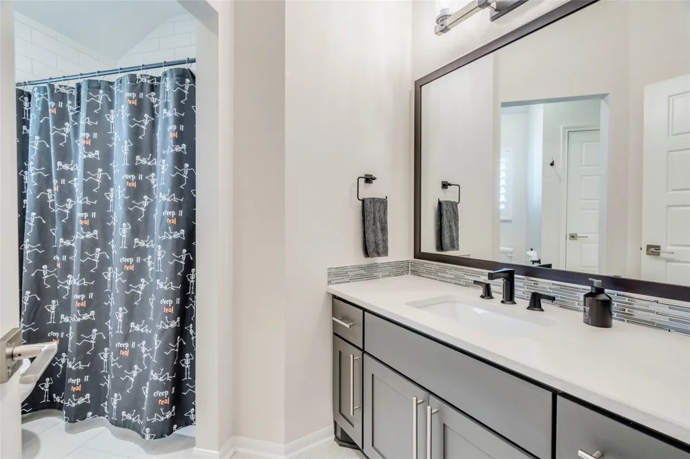 109 Bisset Court Austin, TX 78738