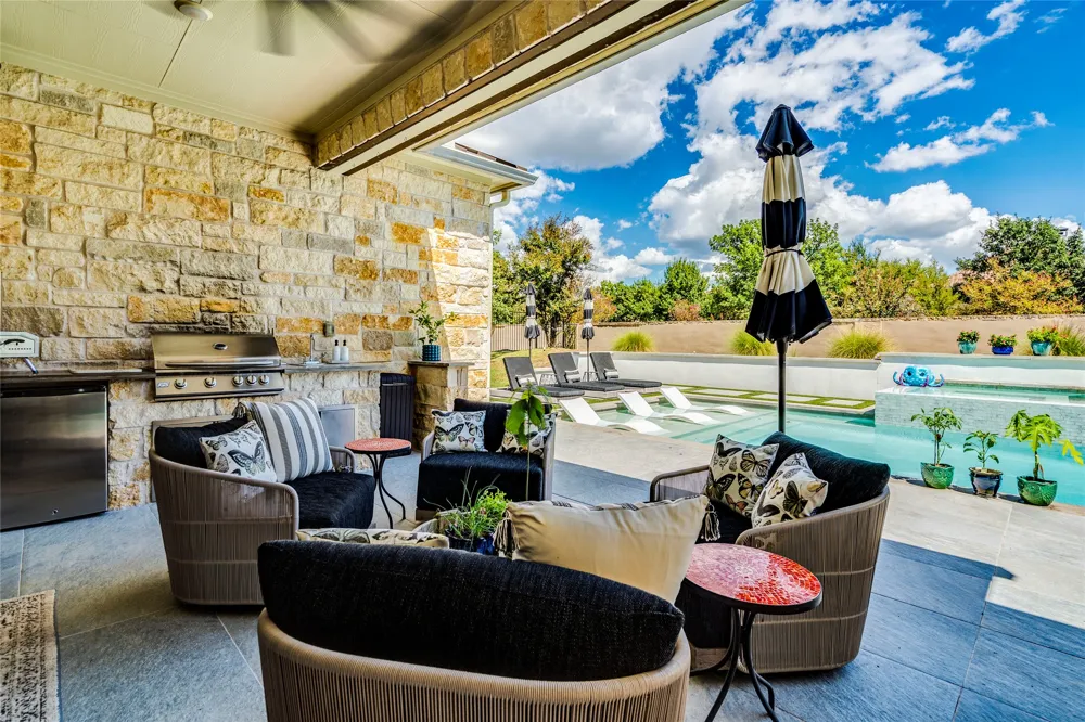 109 Bisset Court Austin, TX 78738