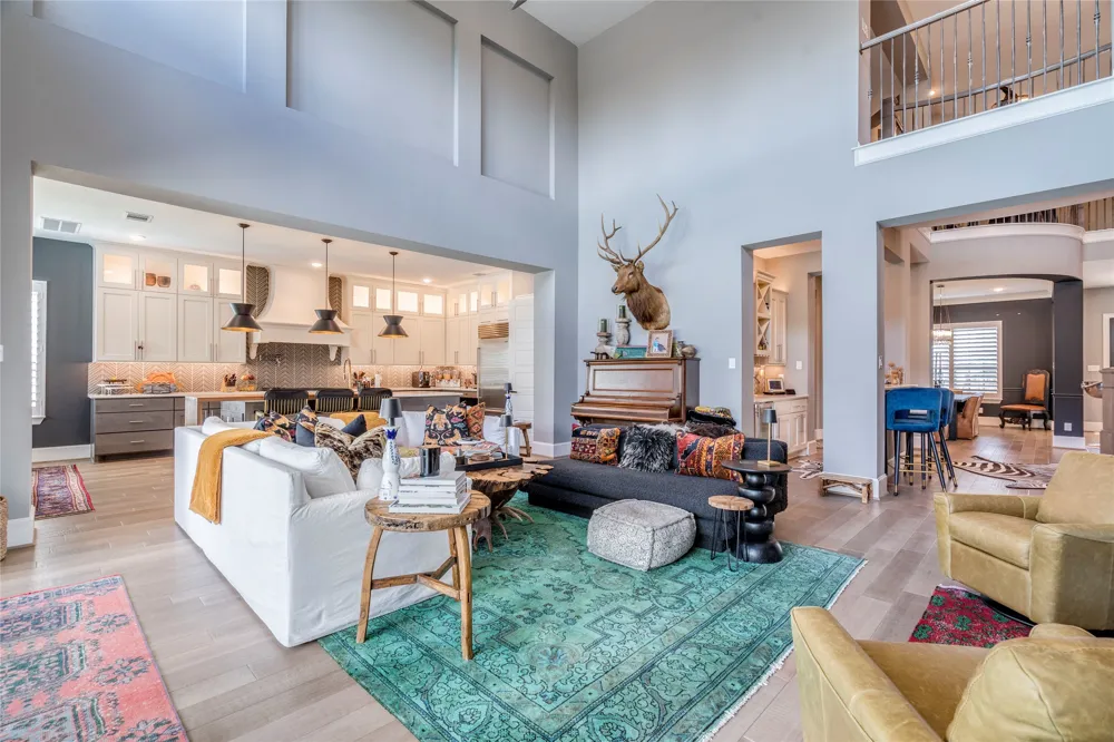 109 Bisset Court Austin, TX 78738