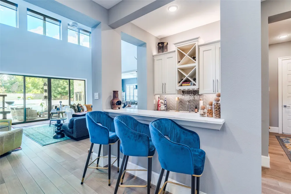 109 Bisset Court Austin, TX 78738