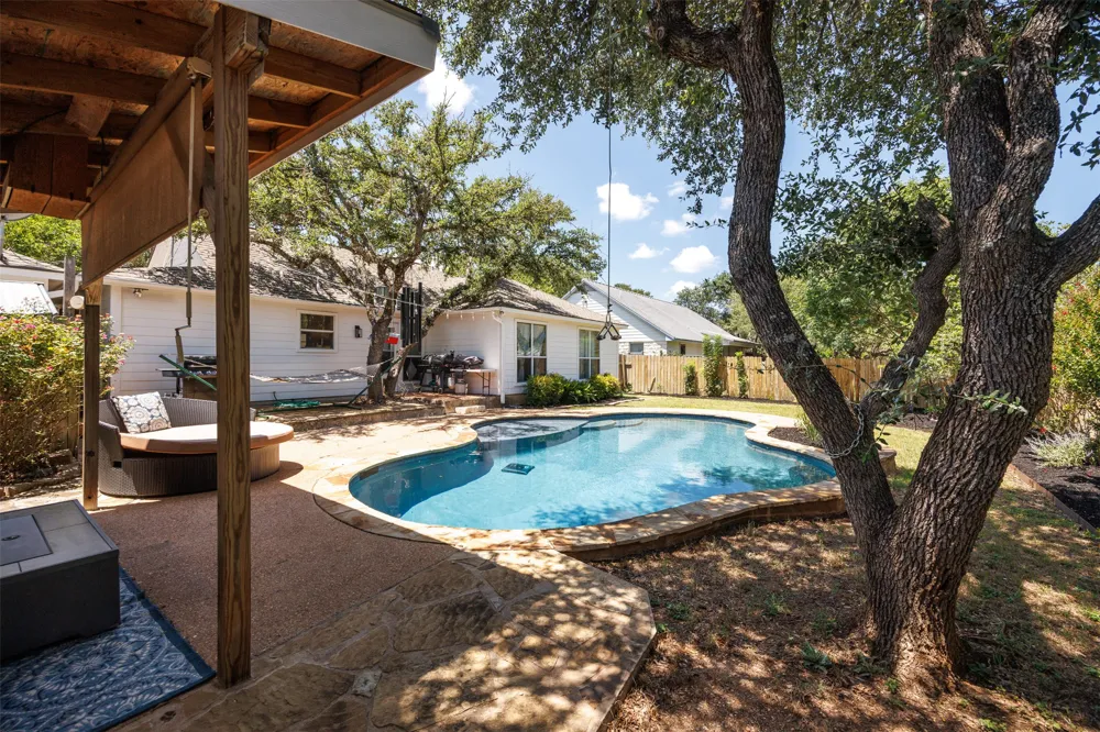 8 Deer Ridge Road Wimberley, TX 78676