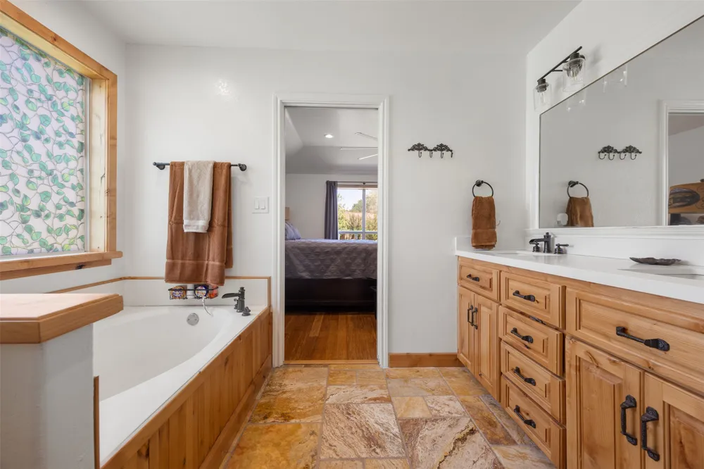 8 Deer Ridge Road Wimberley, TX 78676