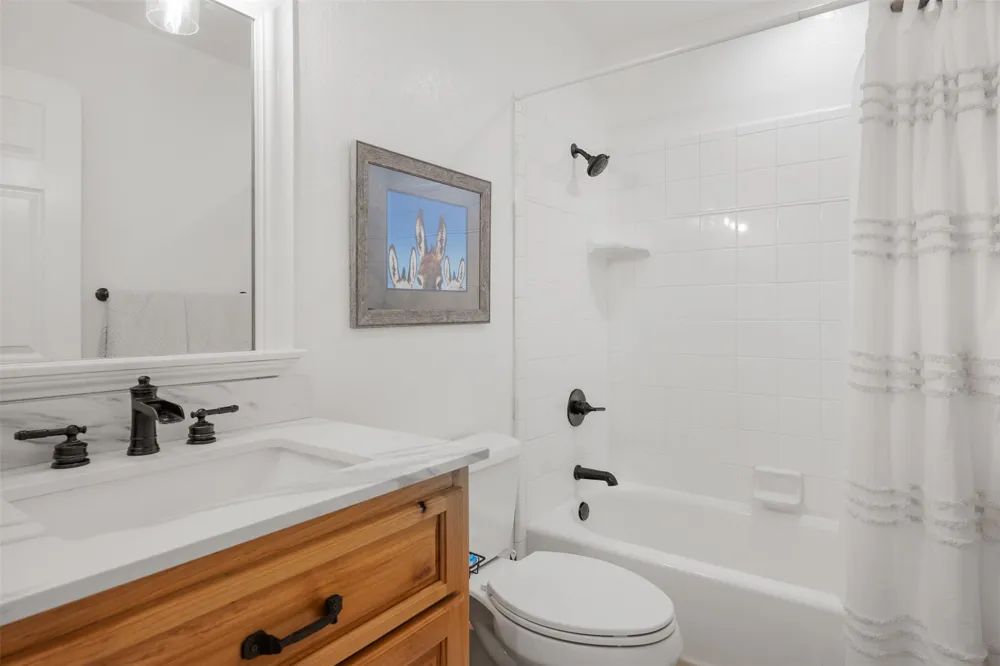 8 Deer Ridge Road Wimberley, TX 78676