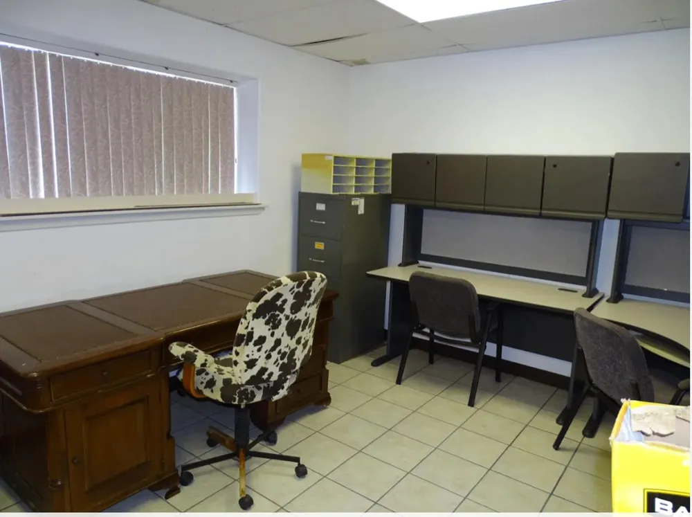 3660 E Highway 285 Highway Falfurrias, TX 78355