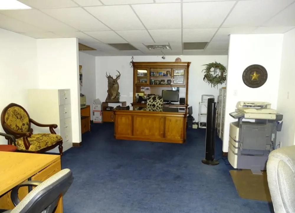 3660 E Highway 285 Highway Falfurrias, TX 78355