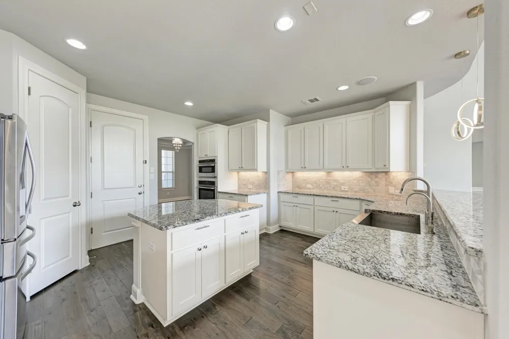 3229 Venezia View Leander, TX 78641