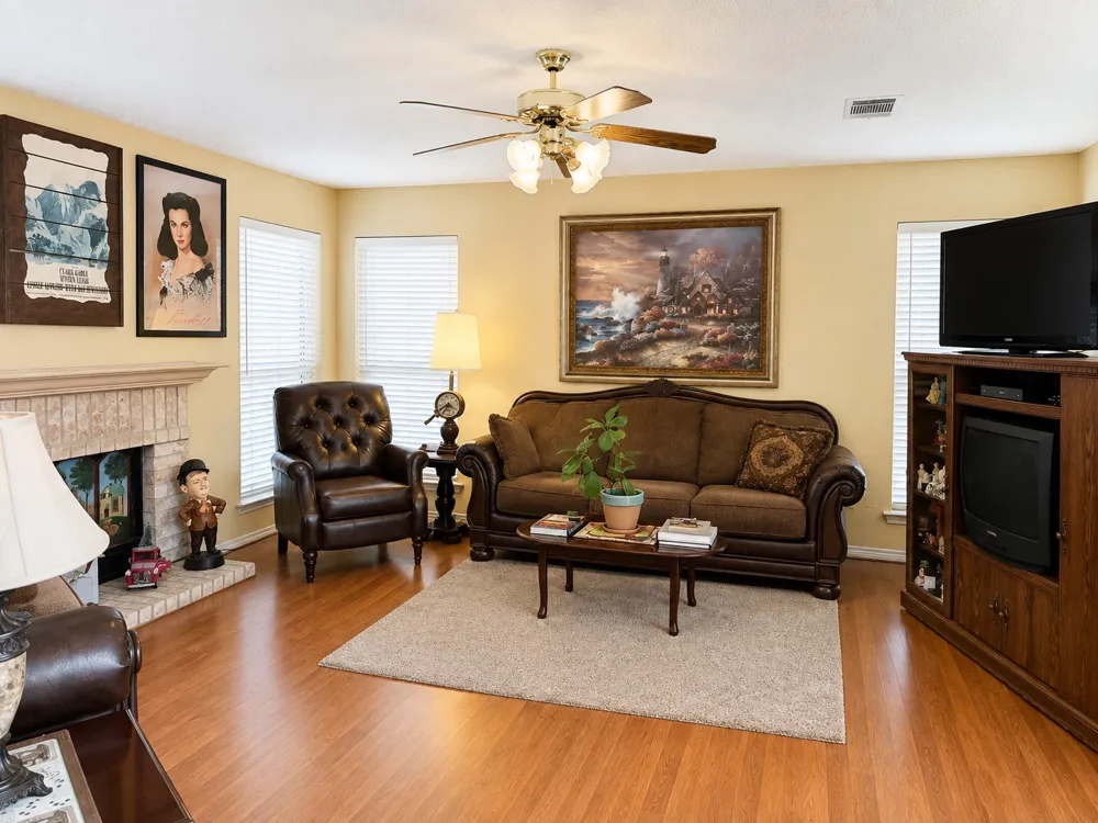 3919 Eagles Nest Street Round Rock, TX 78665