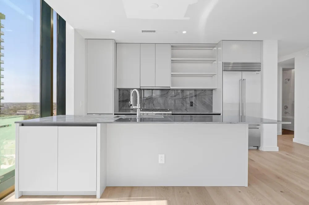 610 Davis Street #2712 Austin, TX 78701