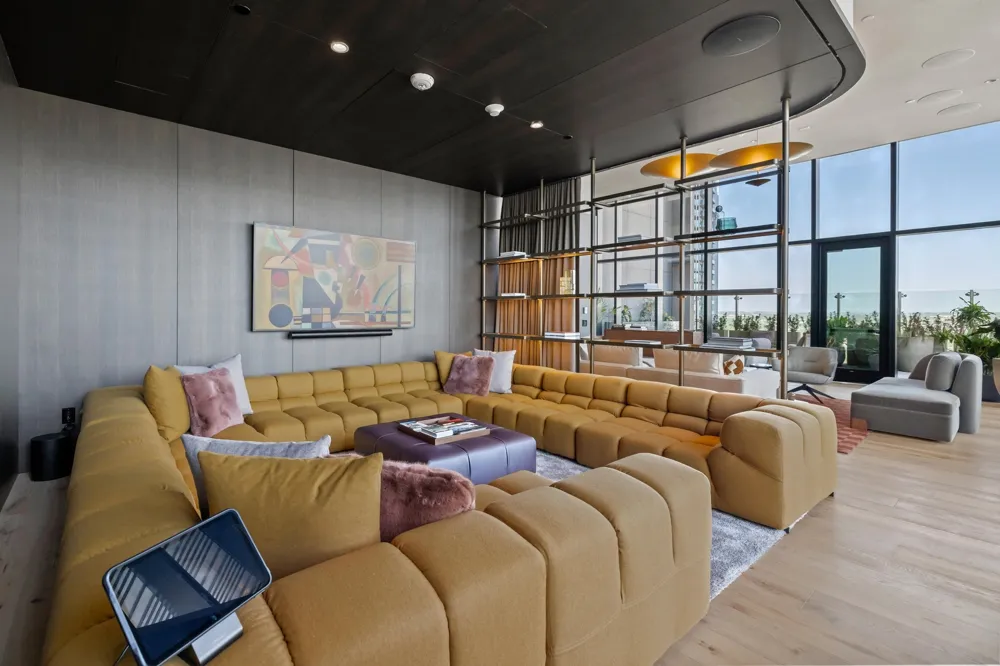 610 Davis Street #2712 Austin, TX 78701