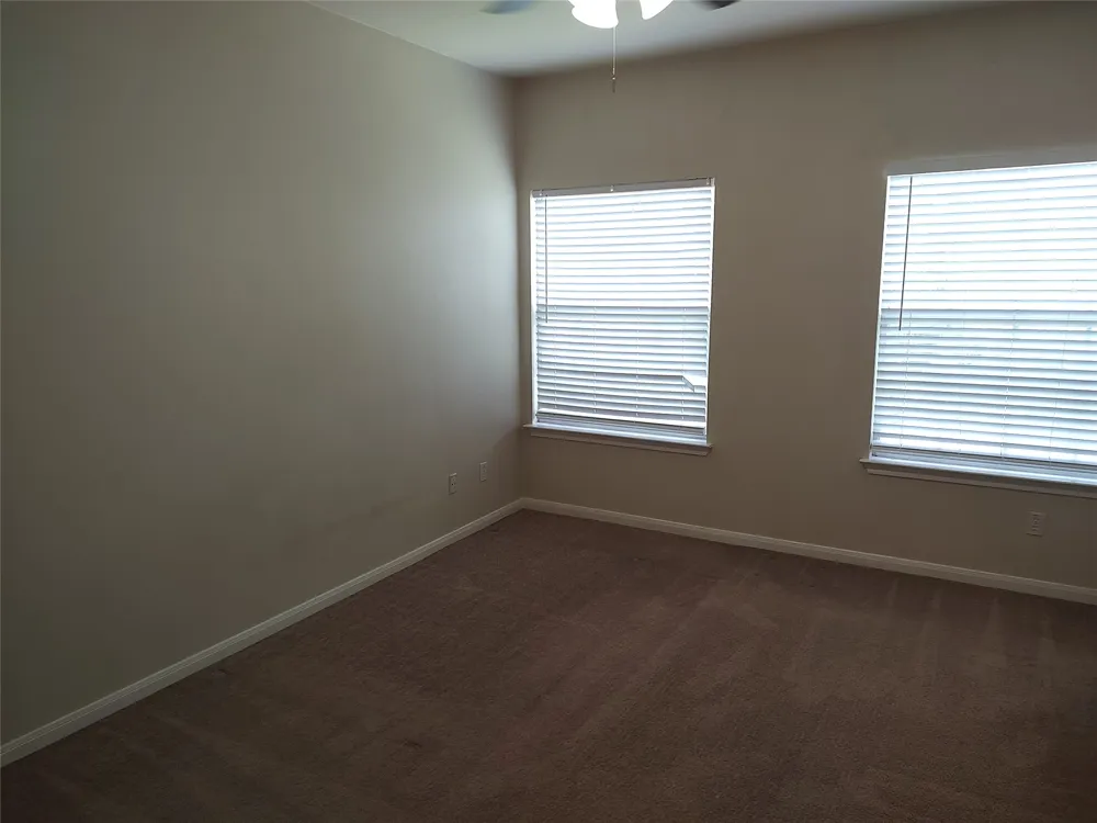2206 S Bagdad Road #B Leander, TX 78641