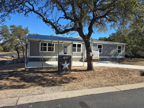 1702 Fox Foot Drive