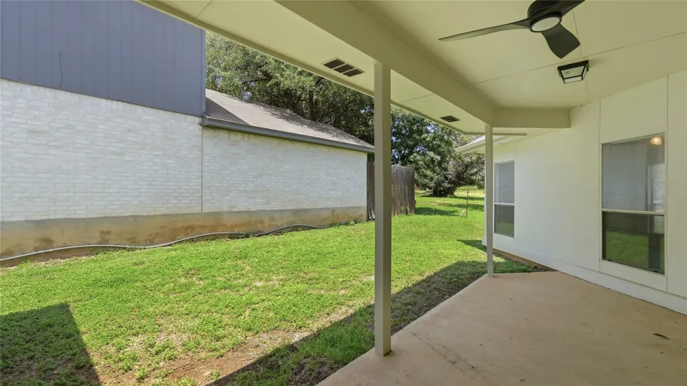 703 Lazy Bluff Lane New Braunfels, TX 78130