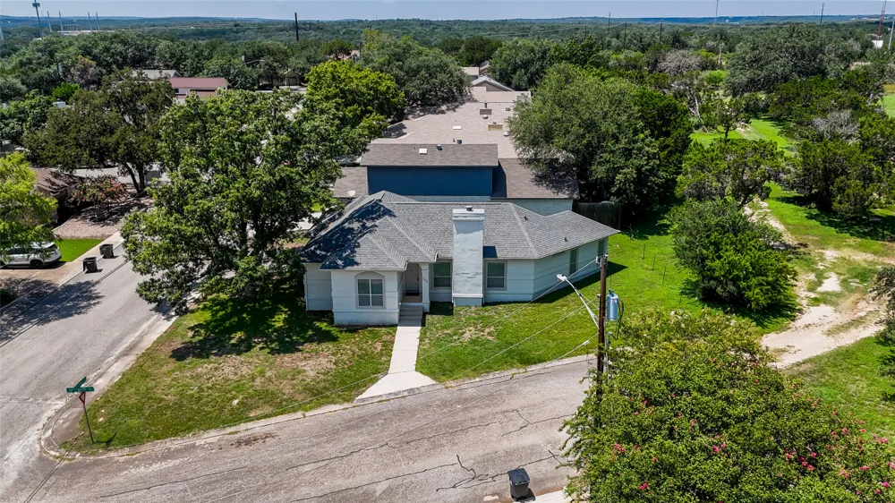 703 Lazy Bluff Lane New Braunfels, TX 78130