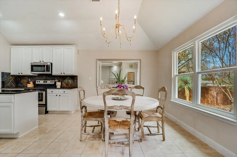 16 Serenade Circle Wimberley, TX 78676