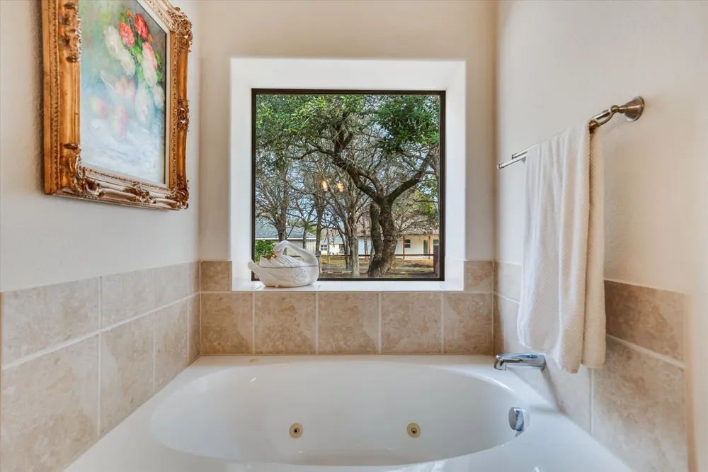 16 Serenade Circle Wimberley, TX 78676