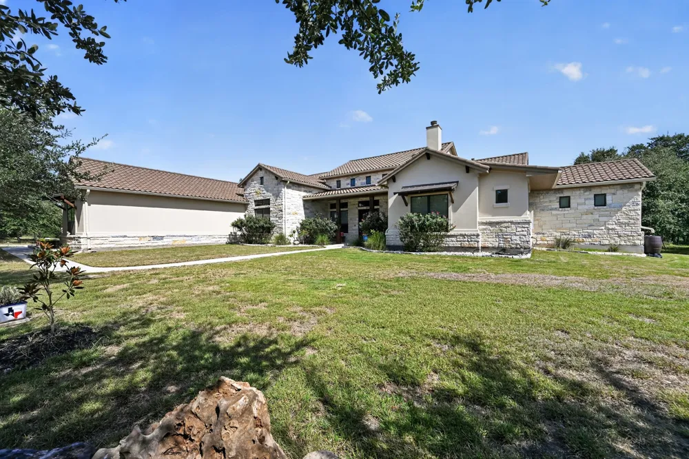 645 Strada Luca Florence, TX 76527