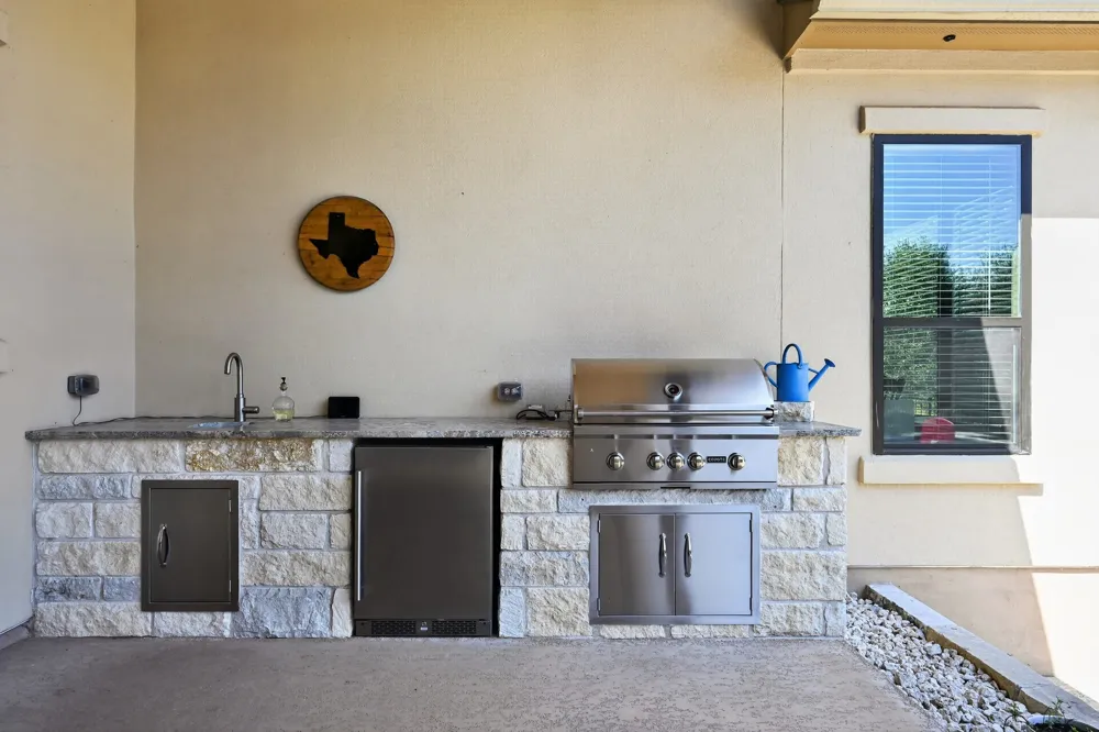 645 Strada Luca Florence, TX 76527