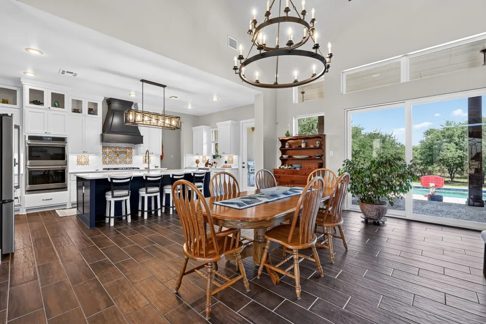 645 Strada Luca Florence, TX 76527