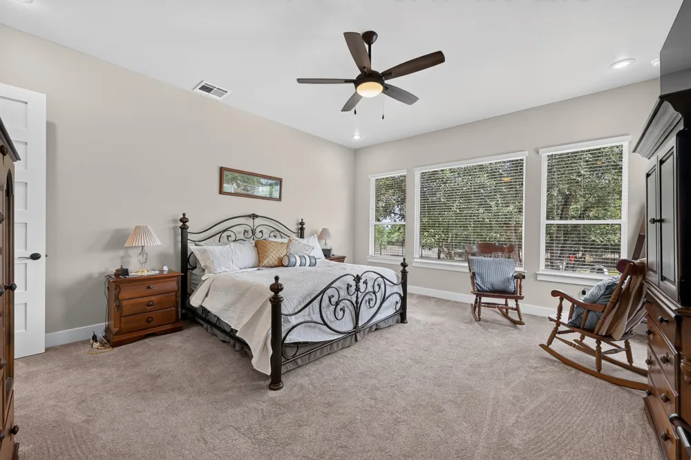 645 Strada Luca Florence, TX 76527