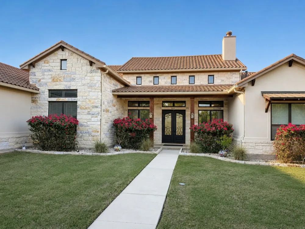645 Strada Luca Florence, TX 76527