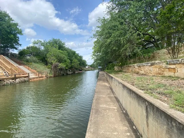 522 Circle Drive Sunrise Beach, TX 78643