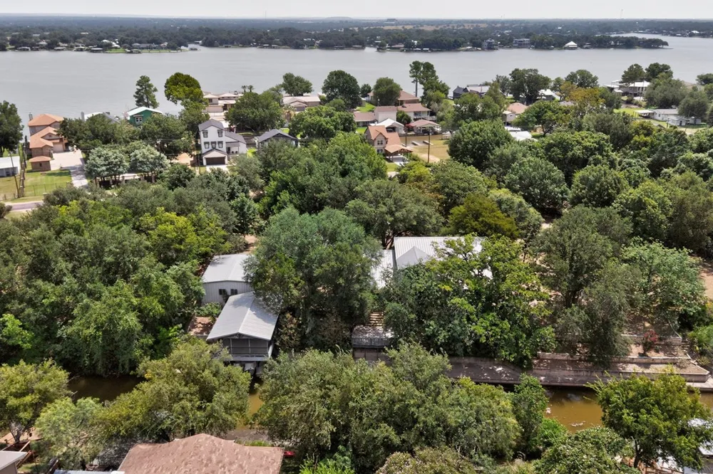 522 Circle Drive Sunrise Beach, TX 78643