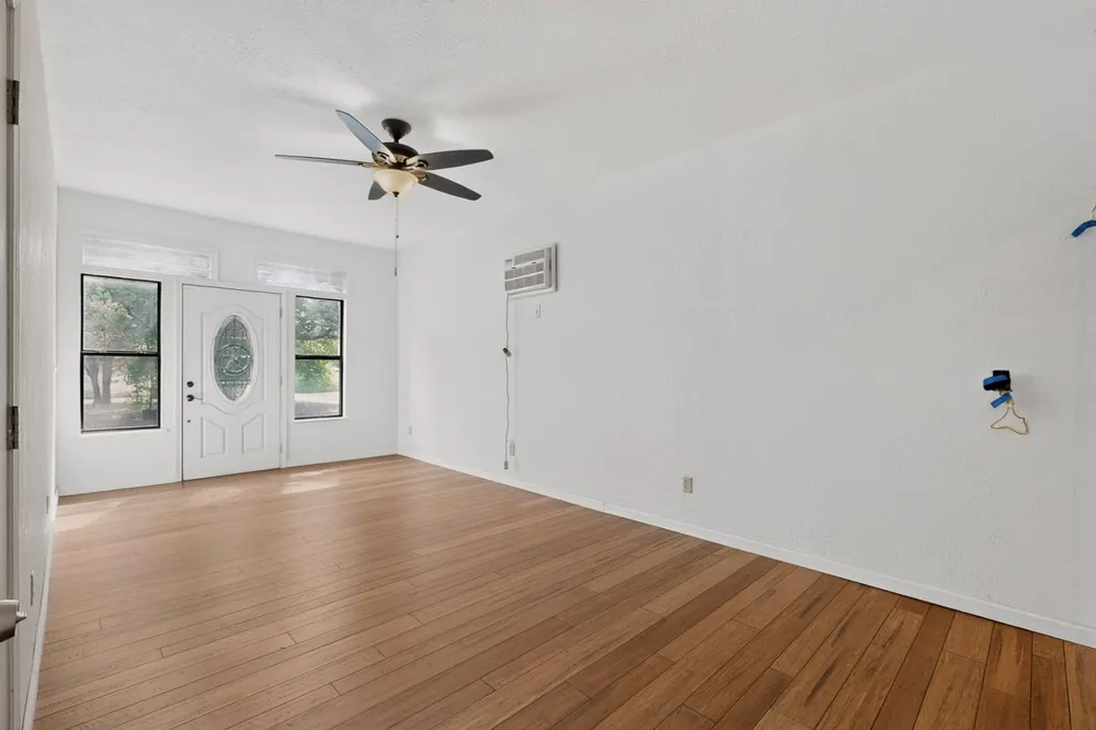 522 Circle Drive Sunrise Beach, TX 78643