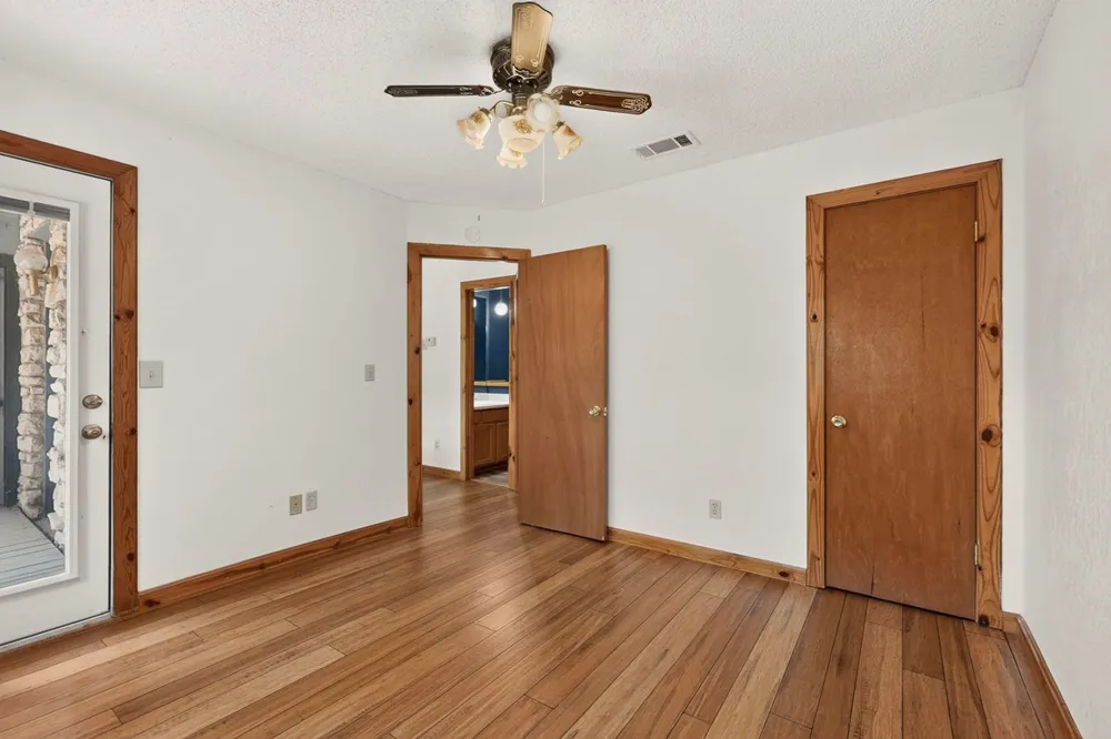 522 Circle Drive Sunrise Beach, TX 78643
