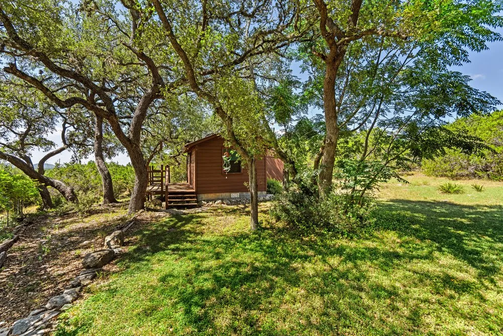 2111 Stallion Springs Drive Fischer, TX 78623