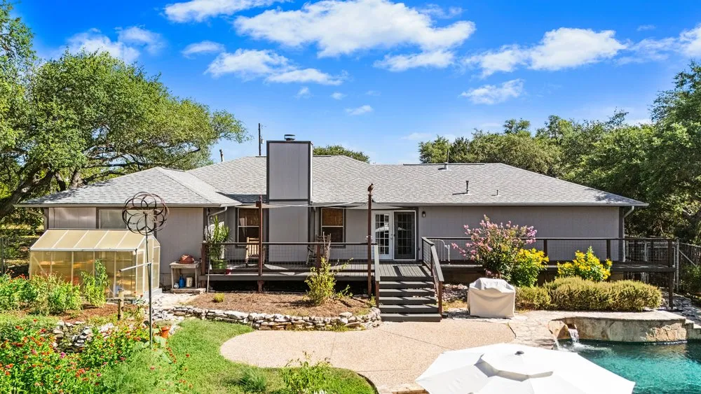 2111 Stallion Springs Drive Fischer, TX 78623